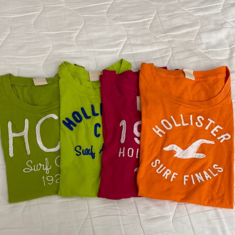 4 Hollister Shortsleeved Teeshirts